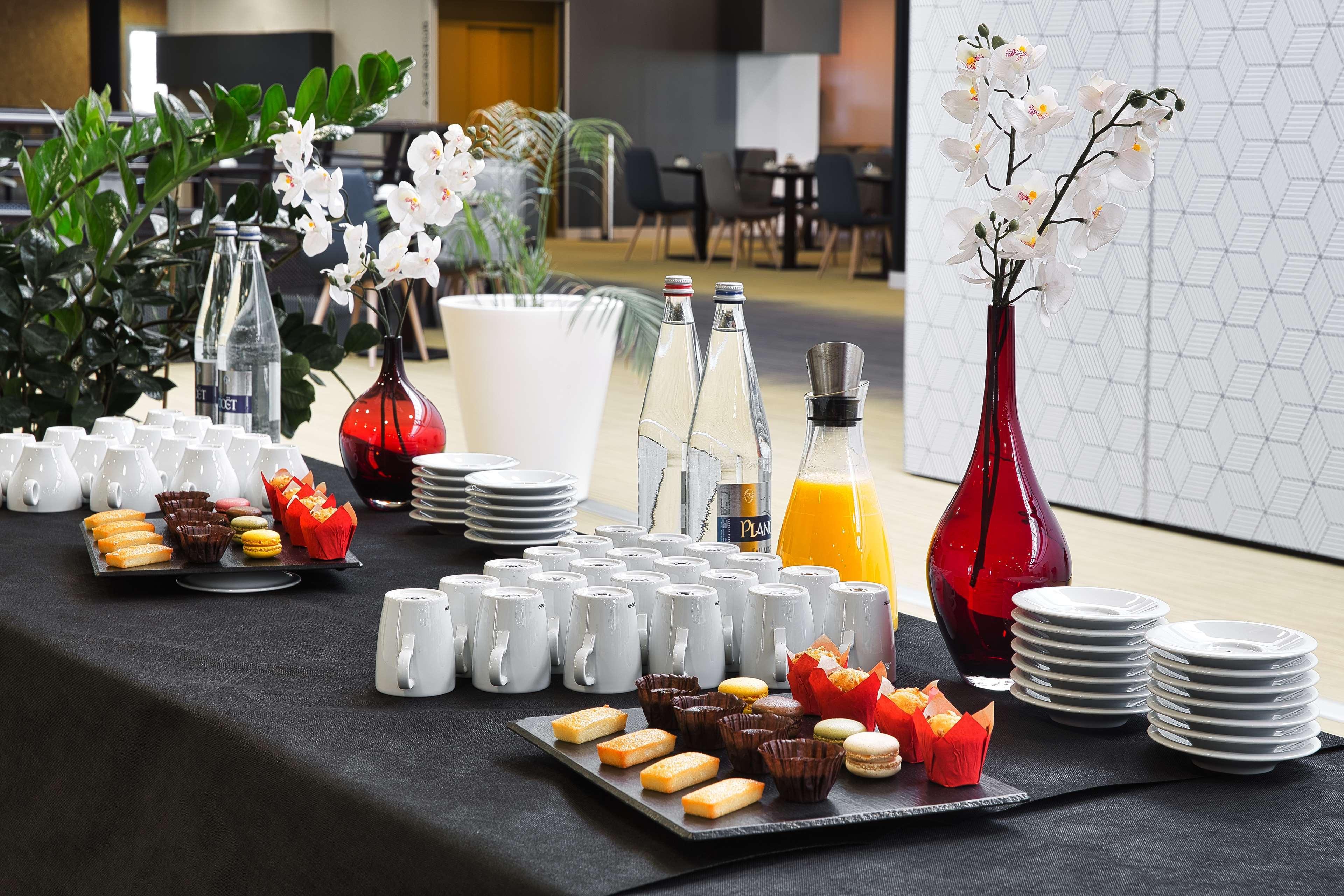 Sure By Western Beaujoire Hotel 3*